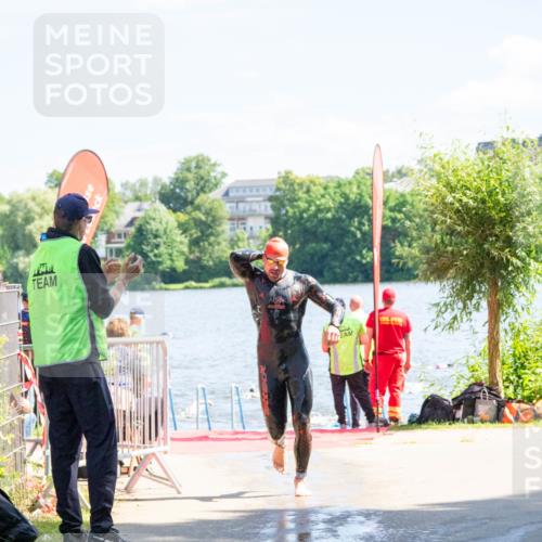 16.06.2024 - 7 Türme Triathlon MichiJ http://msf.ph/oto/6264789 16.06.2024 11:09:58 Schwimmen 15, 16, 47, 201, 202 meine-sportfotos.de