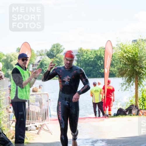 16.06.2024 - 7 Türme Triathlon MichiJ http://msf.ph/oto/6264795 16.06.2024 11:10:00 Schwimmen 15, 16, 47, 201, 202 meine-sportfotos.de