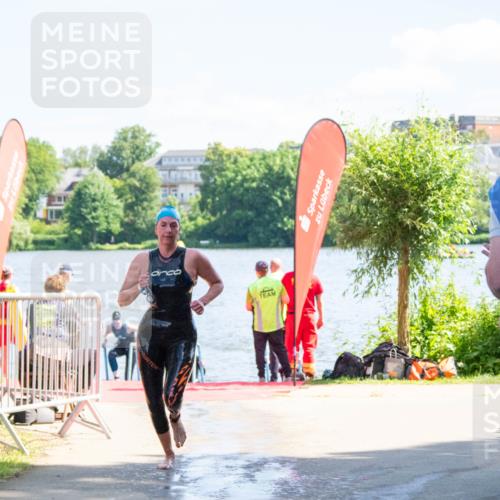 16.06.2024 - 7 Türme Triathlon MichiJ http://msf.ph/oto/6264808 16.06.2024 11:10:15 Schwimmen 15, 42, 47, 201 meine-sportfotos.de