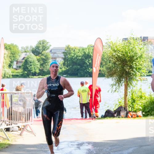 16.06.2024 - 7 Türme Triathlon MichiJ http://msf.ph/oto/6264811 16.06.2024 11:10:16 Schwimmen 15, 42, 47, 201 meine-sportfotos.de