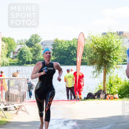 16.06.2024 - 7 Türme Triathlon MichiJ http://msf.ph/oto/6264812 16.06.2024 11:10:16 Schwimmen 15, 42, 47, 201 meine-sportfotos.de