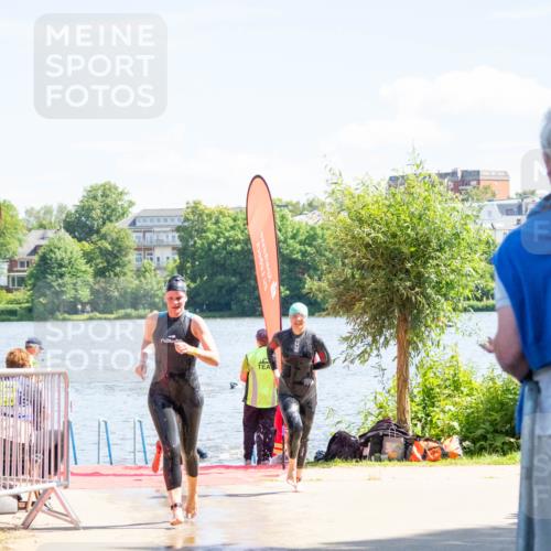 16.06.2024 - 7 Türme Triathlon MichiJ http://msf.ph/oto/6264820 16.06.2024 11:10:23 Schwimmen 15, 42, 47, 201, 246 meine-sportfotos.de