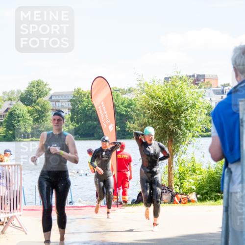 16.06.2024 - 7 Türme Triathlon MichiJ http://msf.ph/oto/6264825 16.06.2024 11:10:24 Schwimmen 42, 47, 201, 246, 269 meine-sportfotos.de