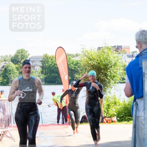 16.06.2024 - 7 Türme Triathlon MichiJ http://msf.ph/oto/6264830 16.06.2024 11:10:25 Schwimmen 42, 47, 201, 246, 269 meine-sportfotos.de