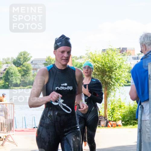 16.06.2024 - 7 Türme Triathlon MichiJ http://msf.ph/oto/6264835 16.06.2024 11:10:26 Schwimmen 42, 47, 201, 246, 269 meine-sportfotos.de