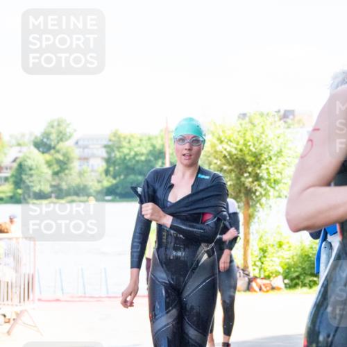 16.06.2024 - 7 Türme Triathlon MichiJ http://msf.ph/oto/6264838 16.06.2024 11:10:27 Schwimmen 42, 47, 201, 246, 269 meine-sportfotos.de