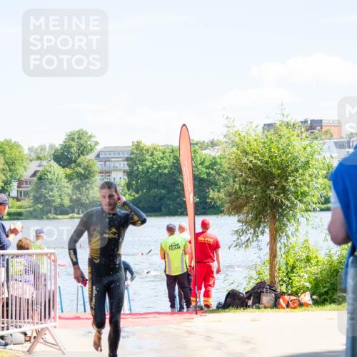 16.06.2024 - 7 Türme Triathlon MichiJ http://msf.ph/oto/6264863 16.06.2024 11:10:34 Schwimmen 42, 47, 246, 269, 292 meine-sportfotos.de