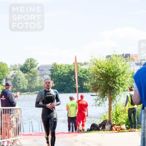 16.06.2024 - 7 Türme Triathlon MichiJ http://msf.ph/oto/6264877 16.06.2024 11:10:41 Schwimmen 42, 246, 269, 292 meine-sportfotos.de