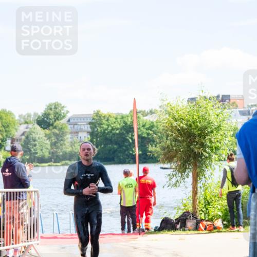 16.06.2024 - 7 Türme Triathlon MichiJ http://msf.ph/oto/6264878 16.06.2024 11:10:41 Schwimmen 42, 246, 269, 292 meine-sportfotos.de