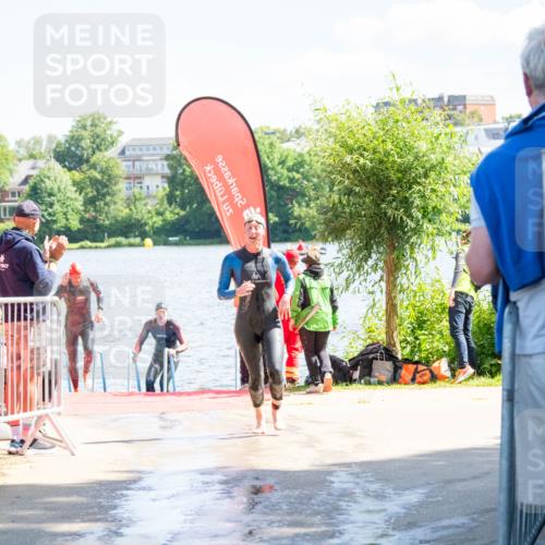 16.06.2024 - 7 Türme Triathlon MichiJ http://msf.ph/oto/6264888 16.06.2024 11:11:02 Schwimmen 42, 43, 226, 246, 269, 277, 292, 297 meine-sportfotos.de