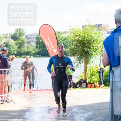 16.06.2024 - 7 Türme Triathlon MichiJ http://msf.ph/oto/6264894 16.06.2024 11:11:04 Schwimmen 43, 226, 246, 269, 277, 292, 297 meine-sportfotos.de