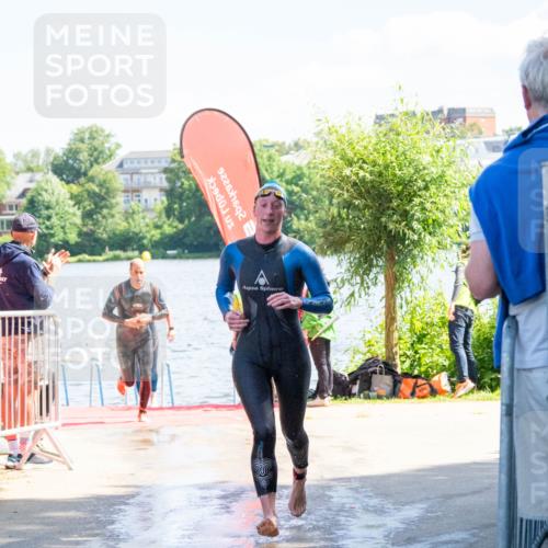16.06.2024 - 7 Türme Triathlon MichiJ http://msf.ph/oto/6264895 16.06.2024 11:11:04 Schwimmen 43, 226, 246, 269, 277, 292, 297 meine-sportfotos.de