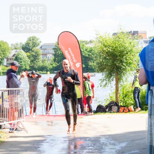 16.06.2024 - 7 Türme Triathlon MichiJ http://msf.ph/oto/6264905 16.06.2024 11:11:06 Schwimmen 43, 226, 246, 269, 277, 292, 297 meine-sportfotos.de