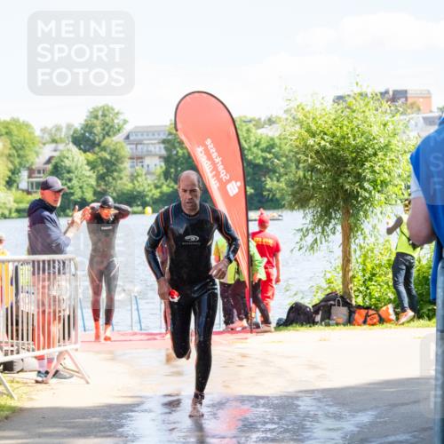 16.06.2024 - 7 Türme Triathlon MichiJ http://msf.ph/oto/6264907 16.06.2024 11:11:07 Schwimmen 43, 226, 246, 269, 277, 292, 297 meine-sportfotos.de
