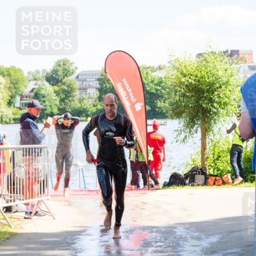 16.06.2024 - 7 Türme Triathlon MichiJ http://msf.ph/oto/6264908 16.06.2024 11:11:07 Schwimmen 43, 226, 246, 269, 277, 292, 297 meine-sportfotos.de