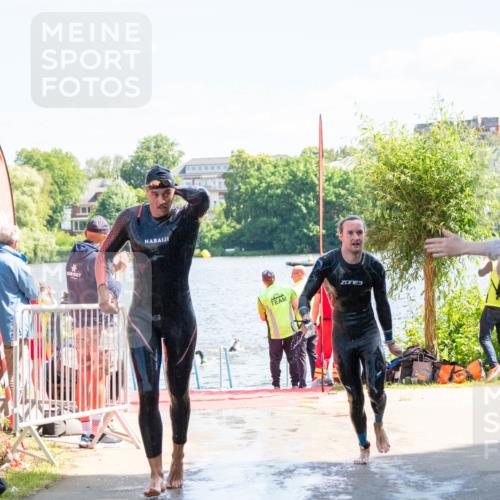16.06.2024 - 7 Türme Triathlon MichiJ http://msf.ph/oto/6264929 16.06.2024 11:11:12 Schwimmen 43, 226, 277, 292, 297 meine-sportfotos.de