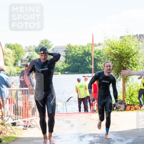 16.06.2024 - 7 Türme Triathlon MichiJ http://msf.ph/oto/6264931 16.06.2024 11:11:12 Schwimmen 43, 226, 277, 292, 297 meine-sportfotos.de