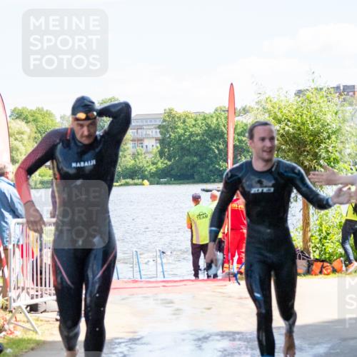 16.06.2024 - 7 Türme Triathlon MichiJ http://msf.ph/oto/6264935 16.06.2024 11:11:13 Schwimmen 43, 226, 277, 292, 297 meine-sportfotos.de