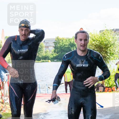 16.06.2024 - 7 Türme Triathlon MichiJ http://msf.ph/oto/6264938 16.06.2024 11:11:14 Schwimmen 43, 226, 277, 292, 297 meine-sportfotos.de