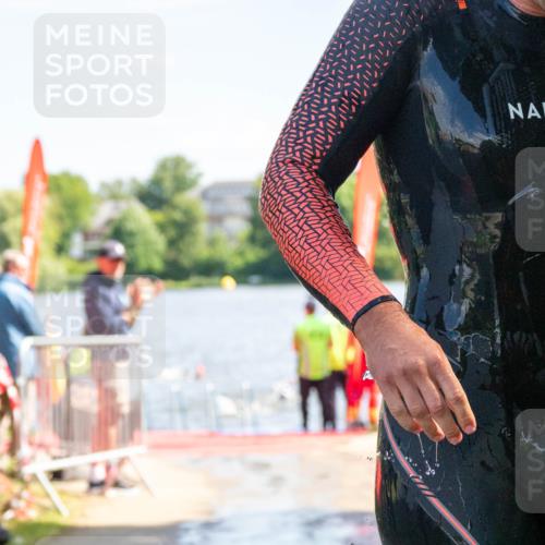 16.06.2024 - 7 Türme Triathlon MichiJ http://msf.ph/oto/6264945 16.06.2024 11:11:15 Schwimmen 43, 159, 226, 277, 292, 297 meine-sportfotos.de