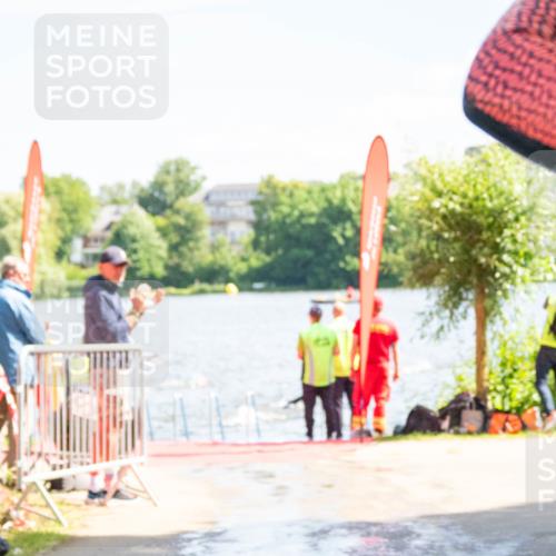 16.06.2024 - 7 Türme Triathlon MichiJ http://msf.ph/oto/6264947 16.06.2024 11:11:16 Schwimmen 43, 159, 226, 277, 292, 297 meine-sportfotos.de