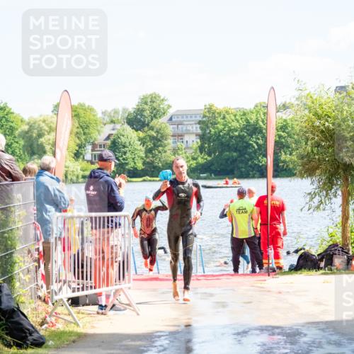 16.06.2024 - 7 Türme Triathlon MichiJ http://msf.ph/oto/6264949 16.06.2024 11:11:32 Schwimmen 43, 44, 159, 192, 226, 249, 273, 277, 297 meine-sportfotos.de
