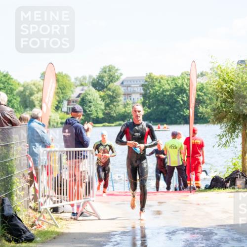 16.06.2024 - 7 Türme Triathlon MichiJ http://msf.ph/oto/6264952 16.06.2024 11:11:32 Schwimmen 43, 44, 159, 192, 226, 249, 273, 277, 297 meine-sportfotos.de