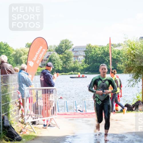 16.06.2024 - 7 Türme Triathlon MichiJ http://msf.ph/oto/6264966 16.06.2024 11:11:36 Schwimmen 43, 44, 159, 180, 192, 226, 249, 273, 277 meine-sportfotos.de