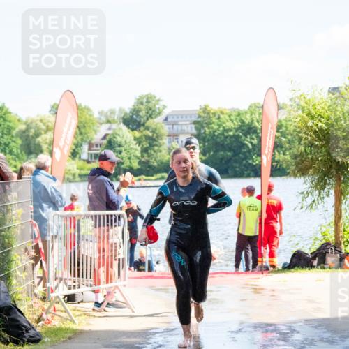 16.06.2024 - 7 Türme Triathlon MichiJ http://msf.ph/oto/6265013 16.06.2024 11:11:52 Schwimmen 9, 44, 159, 180, 192, 213, 247, 249, 273, 602 meine-sportfotos.de