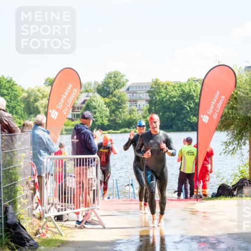16.06.2024 - 7 Türme Triathlon MichiJ http://msf.ph/oto/6265031 16.06.2024 11:11:56 Schwimmen 9, 44, 159, 180, 192, 213, 247, 249, 273, 602 meine-sportfotos.de
