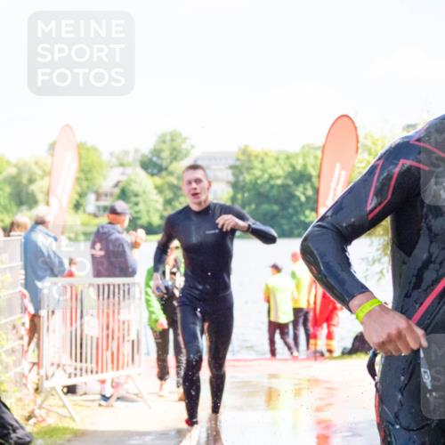 16.06.2024 - 7 Türme Triathlon MichiJ http://msf.ph/oto/6265117 16.06.2024 11:12:45 Schwimmen 148, 160, 209 meine-sportfotos.de