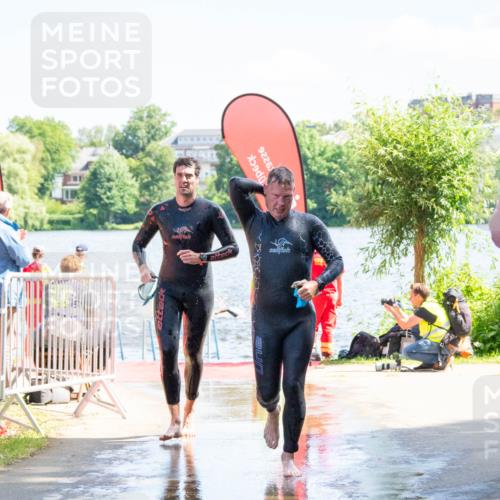 16.06.2024 - 7 Türme Triathlon MichiJ http://msf.ph/oto/6265130 16.06.2024 11:13:03 Schwimmen 32, 148, 157, 160, 188, 209, 295 meine-sportfotos.de