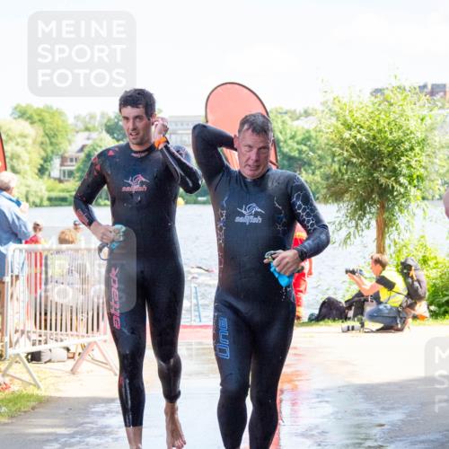 16.06.2024 - 7 Türme Triathlon MichiJ http://msf.ph/oto/6265136 16.06.2024 11:13:04 Schwimmen 32, 148, 157, 160, 188, 209, 295 meine-sportfotos.de