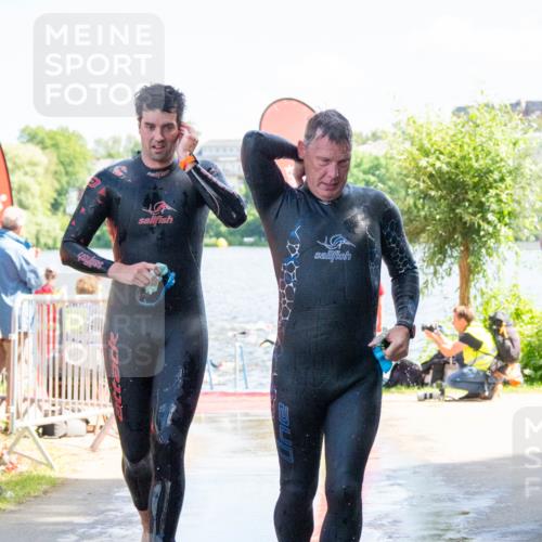 16.06.2024 - 7 Türme Triathlon MichiJ http://msf.ph/oto/6265139 16.06.2024 11:13:04 Schwimmen 32, 148, 157, 160, 188, 209, 295 meine-sportfotos.de
