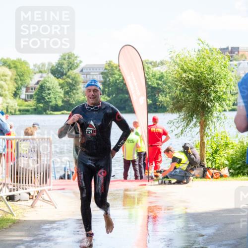 16.06.2024 - 7 Türme Triathlon MichiJ http://msf.ph/oto/6265166 16.06.2024 11:13:26 Schwimmen 32, 40, 148, 152, 157, 164, 188, 209, 259, 279, 295 meine-sportfotos.de