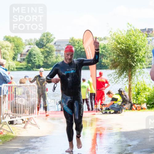 16.06.2024 - 7 Türme Triathlon MichiJ http://msf.ph/oto/6265180 16.06.2024 11:13:30 Schwimmen 32, 40, 148, 152, 157, 164, 171, 188, 209, 259, 279, 295 meine-sportfotos.de