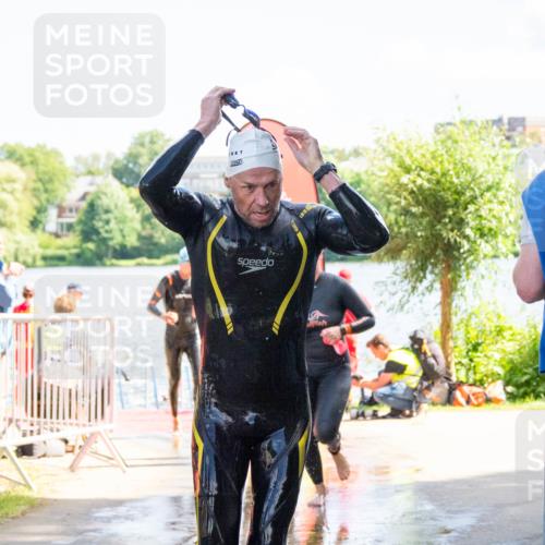 16.06.2024 - 7 Türme Triathlon MichiJ http://msf.ph/oto/6265215 16.06.2024 11:13:38 Schwimmen 40, 48, 152, 157, 164, 171, 188, 253, 259, 279, 295 meine-sportfotos.de