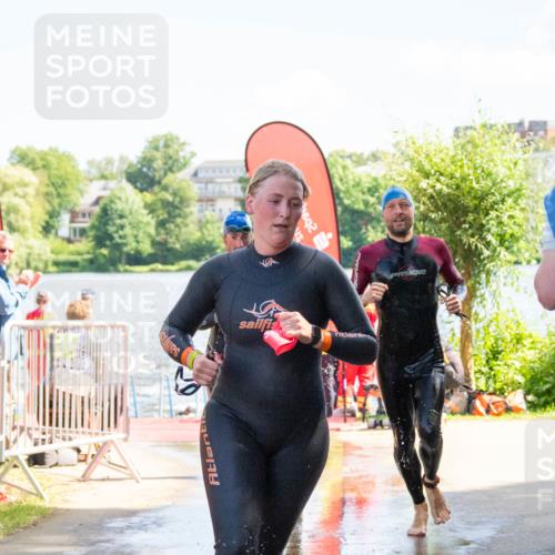 16.06.2024 - 7 Türme Triathlon MichiJ http://msf.ph/oto/6265219 16.06.2024 11:13:40 Schwimmen 40, 48, 152, 157, 164, 171, 188, 253, 259, 279, 295 meine-sportfotos.de