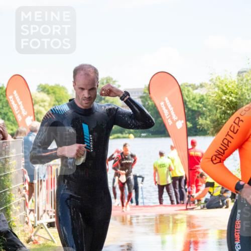 16.06.2024 - 7 Türme Triathlon MichiJ http://msf.ph/oto/6265259 16.06.2024 11:14:03 Schwimmen 40, 48, 164, 171, 229, 253, 279, 291 meine-sportfotos.de