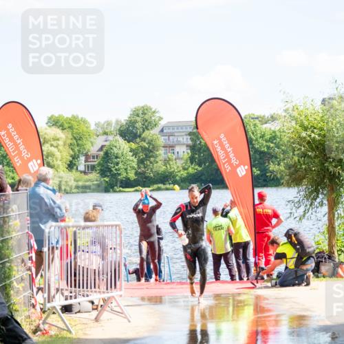 16.06.2024 - 7 Türme Triathlon MichiJ http://msf.ph/oto/6265262 16.06.2024 11:14:05 Schwimmen 40, 48, 171, 229, 253, 279, 291 meine-sportfotos.de