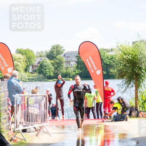 16.06.2024 - 7 Türme Triathlon MichiJ http://msf.ph/oto/6265264 16.06.2024 11:14:06 Schwimmen 40, 48, 171, 229, 253, 279, 291 meine-sportfotos.de