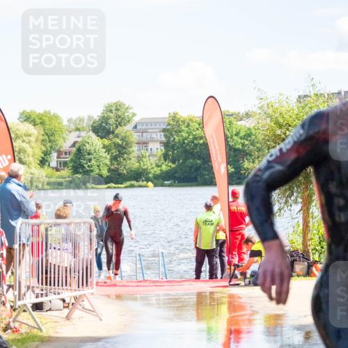 16.06.2024 - 7 Türme Triathlon MichiJ http://msf.ph/oto/6265287 16.06.2024 11:14:18 Schwimmen 48, 229, 253, 291 meine-sportfotos.de