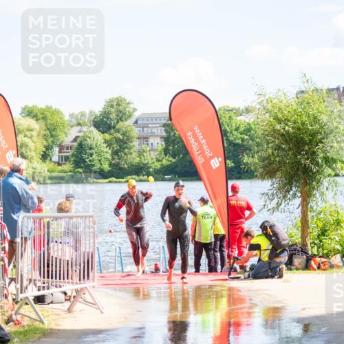 16.06.2024 - 7 Türme Triathlon MichiJ http://msf.ph/oto/6265293 16.06.2024 11:14:21 Schwimmen 48, 229, 291 meine-sportfotos.de