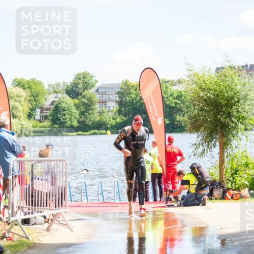 16.06.2024 - 7 Türme Triathlon MichiJ http://msf.ph/oto/6265307 16.06.2024 11:14:30 Schwimmen 229, 260, 291 meine-sportfotos.de