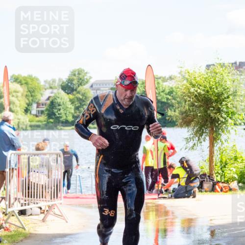 16.06.2024 - 7 Türme Triathlon MichiJ http://msf.ph/oto/6265314 16.06.2024 11:14:34 Schwimmen 229, 260 meine-sportfotos.de