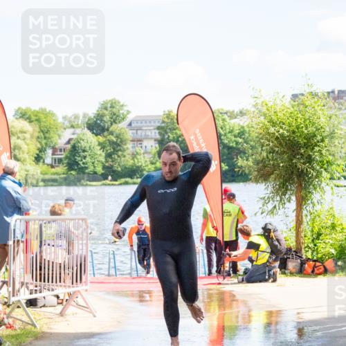 16.06.2024 - 7 Türme Triathlon MichiJ http://msf.ph/oto/6265324 16.06.2024 11:14:40 Schwimmen 215, 229, 260, 267 meine-sportfotos.de