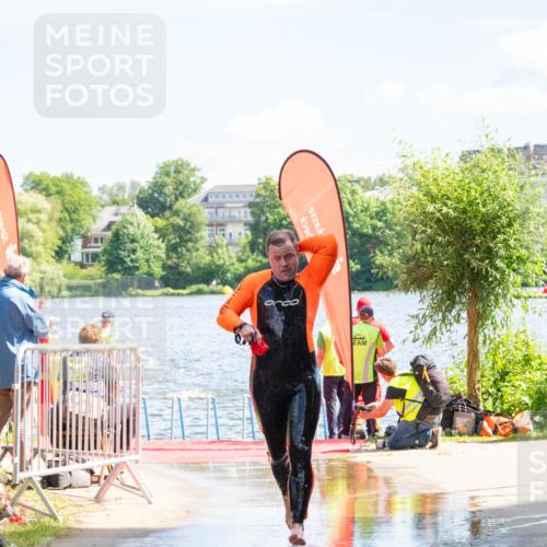 16.06.2024 - 7 Türme Triathlon MichiJ http://msf.ph/oto/6265335 16.06.2024 11:14:46 Schwimmen 21, 45, 166, 215, 260, 267 meine-sportfotos.de