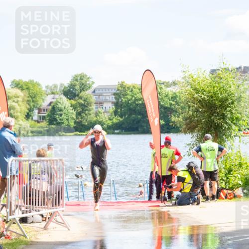 16.06.2024 - 7 Türme Triathlon MichiJ http://msf.ph/oto/6265343 16.06.2024 11:14:50 Schwimmen 21, 45, 166, 215, 260, 267, 294 meine-sportfotos.de