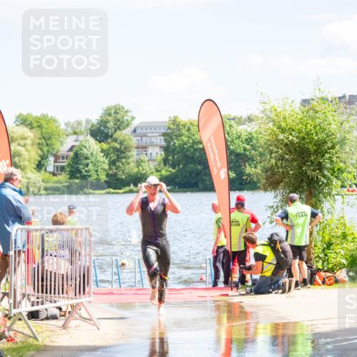 16.06.2024 - 7 Türme Triathlon MichiJ http://msf.ph/oto/6265344 16.06.2024 11:14:50 Schwimmen 21, 45, 166, 215, 260, 267, 294 meine-sportfotos.de