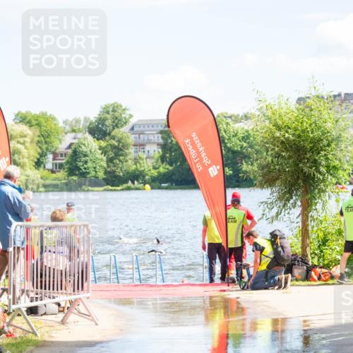 16.06.2024 - 7 Türme Triathlon MichiJ http://msf.ph/oto/6265350 16.06.2024 11:14:54 Schwimmen 21, 45, 166, 215, 260, 267, 294 meine-sportfotos.de